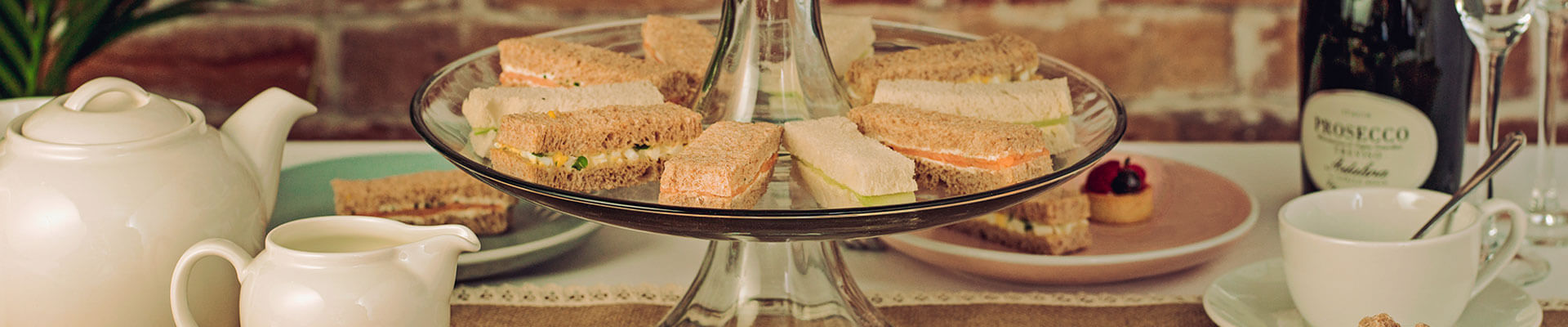 Afternoon-Tea-Humdingers-Catering